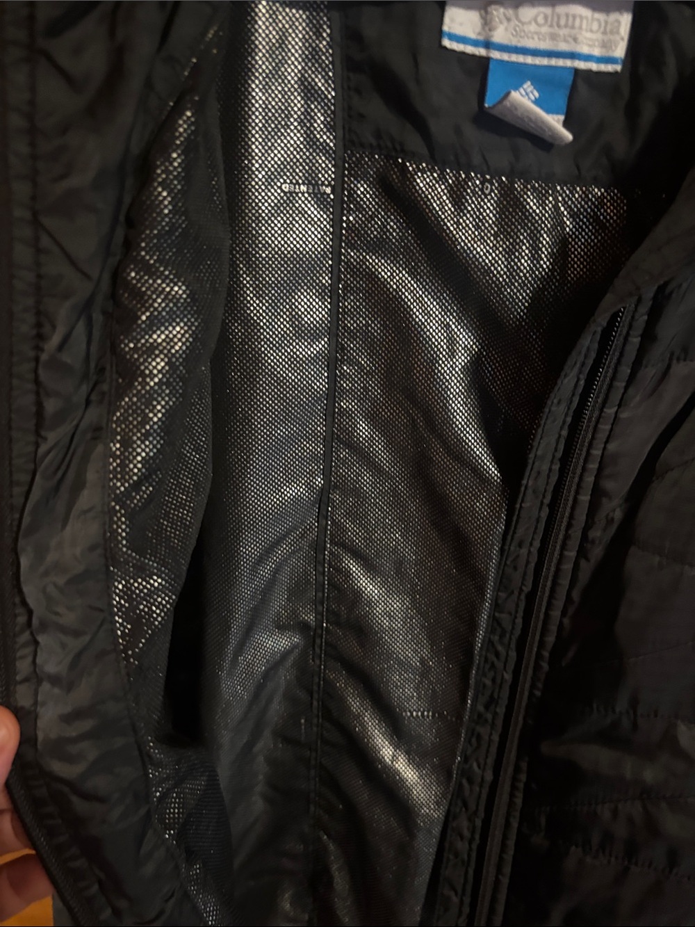 Columbia Black Quilted Insulated Vest - Picture 5 of 5